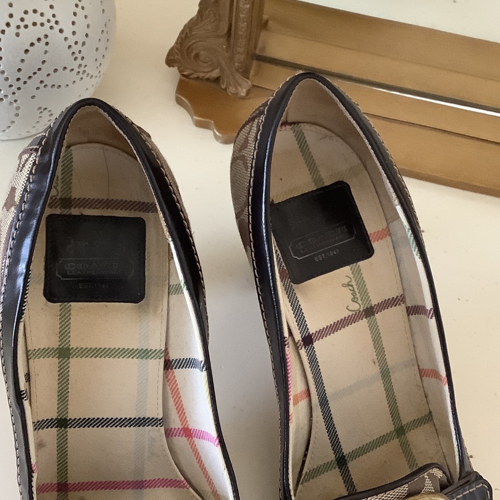 Coach Brown and Black Heels with Signature PatternVintage 8 1/2 - Picture 2 of 5